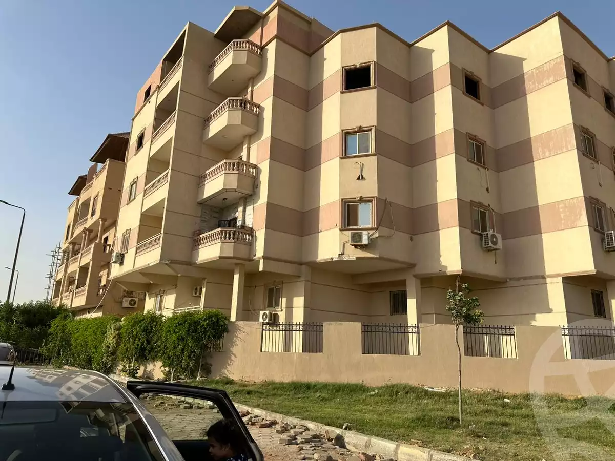 https://aqarmap.com.eg/en/listing/6033567-for-sale-cairo-el-shorouk-lmntq-lthlth-neighbourhood-3