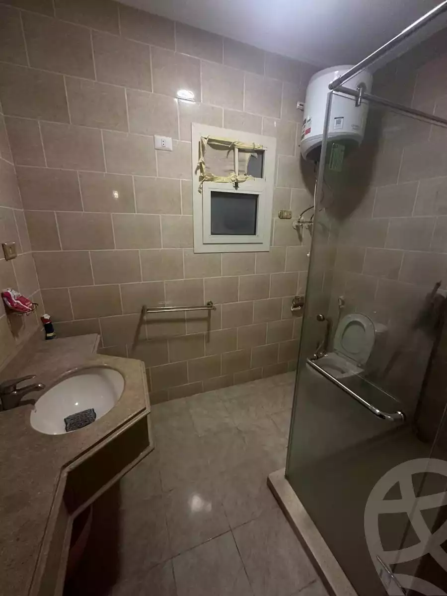https://aqarmap.com.eg/ar/listing/6033610-for-sale-cairo-el-sheikh-zayed-city-compounds-dh-drys