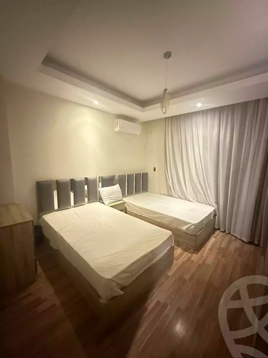 https://aqarmap.com.eg/ar/listing/6033610-for-sale-cairo-el-sheikh-zayed-city-compounds-dh-drys