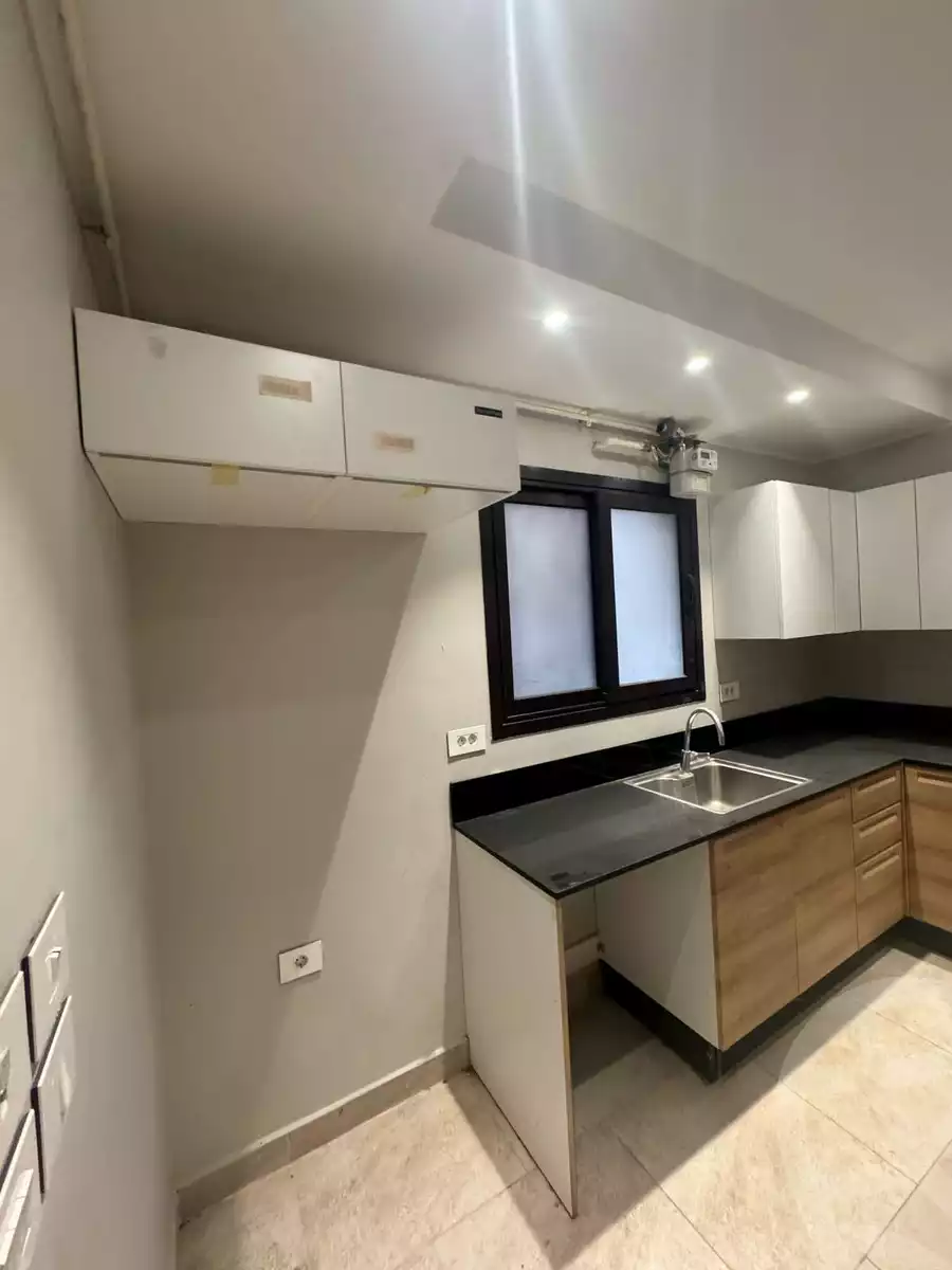 https://aqarmap.com.eg/en/listing/6034188-for-rent-cairo-el-sheikh-zayed-city-compounds-syks-wyst-swdyk