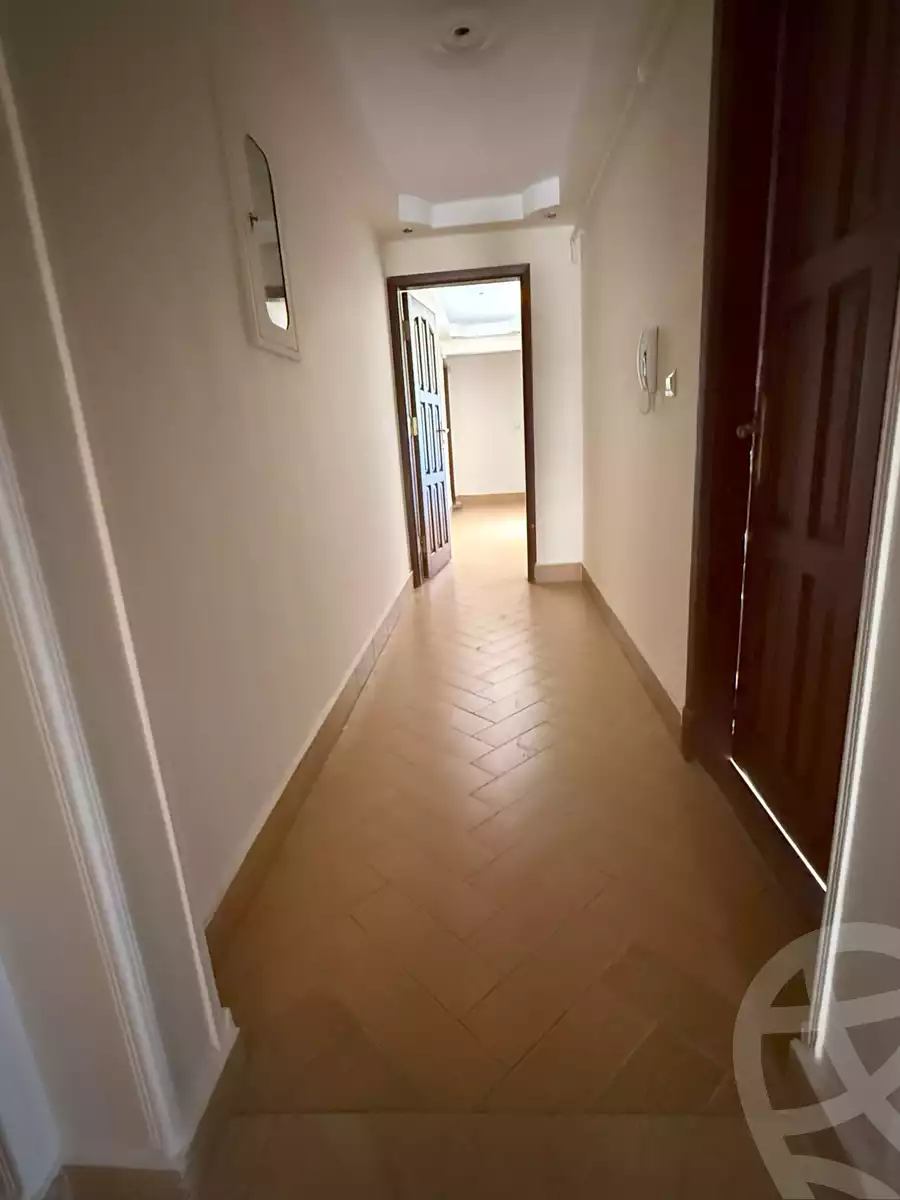 https://aqarmap.com.eg/ar/listing/6005510-for-sale-cairo-new-cairo-el-narges-el-narges-omarat-ibrahim-el-helbawy-st
