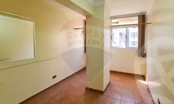 https://aqarmap.com.eg/ar/listing/6034955-for-sale-alexandria-camp-cesar-omar-lotfy-st