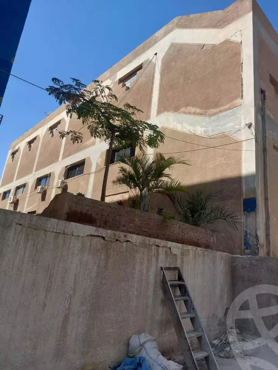 https://aqarmap.com.eg/ar/listing/6036544-for-sale-cairo-al-oubour-el-manateq-el-snaaya-first-industrial-zone