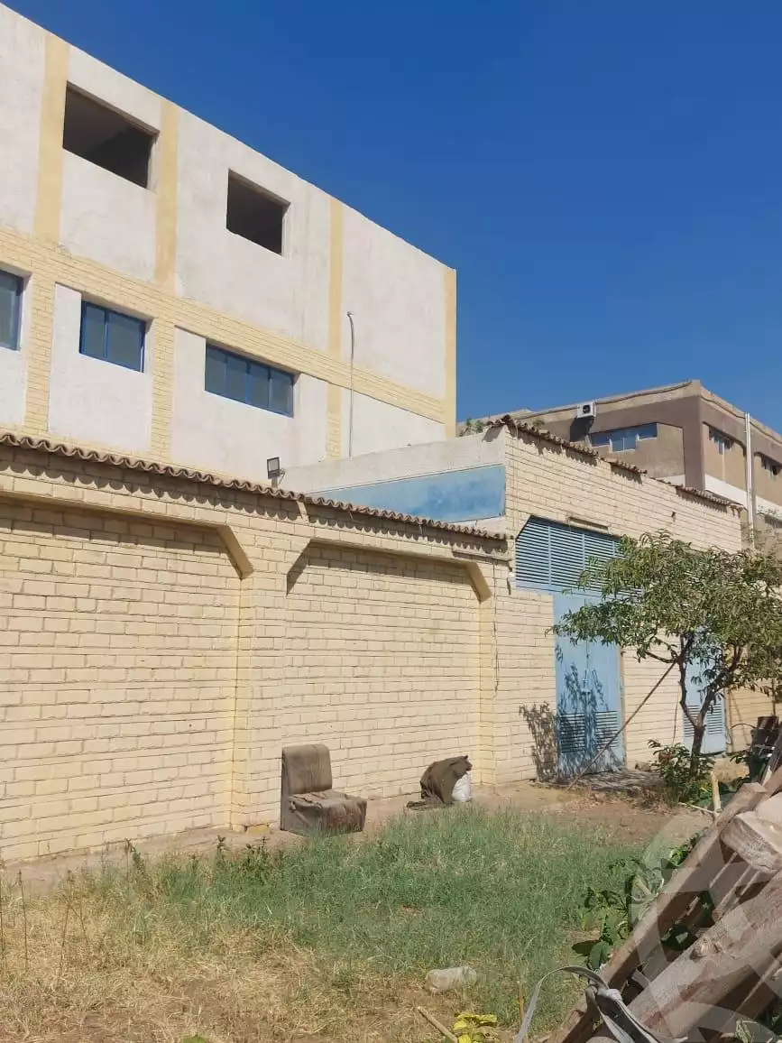 https://aqarmap.com.eg/ar/listing/6036544-for-sale-cairo-al-oubour-el-manateq-el-snaaya-first-industrial-zone