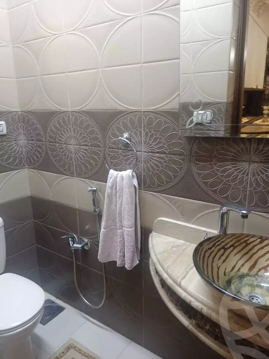 https://aqarmap.com.eg/ar/listing/6038187-for-sale-beheira-damanhour-damanhour-city-abd-el-salam-el-shazly-st