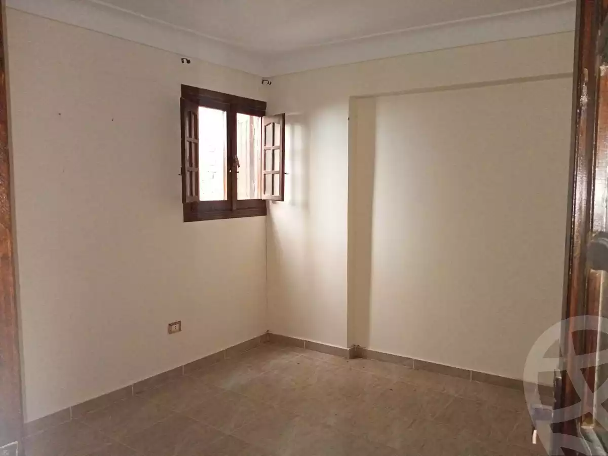 https://aqarmap.com.eg/ar/listing/6038192-for-sale-alexandria-l-jmy-lbytsh-ain-shams-st