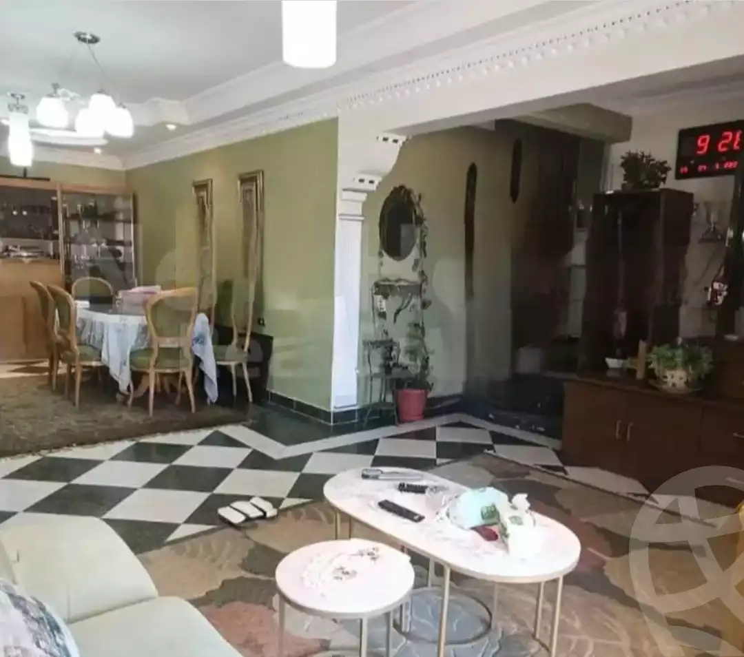https://aqarmap.com.eg/en/listing/6038490-for-sale-alexandria-el-chatby