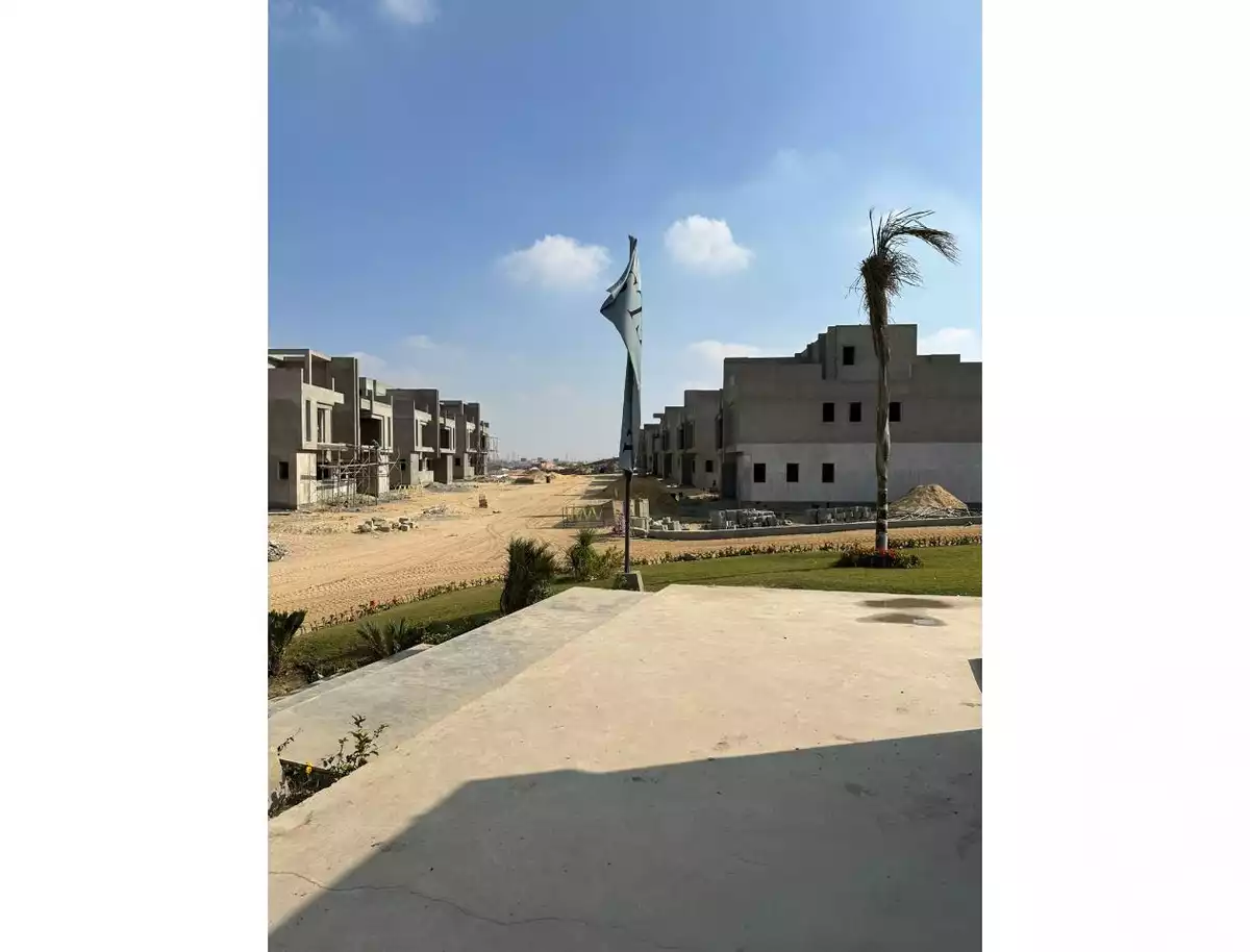 https://aqarmap.com.eg/en/listing/6039273-for-sale-cairo-el-sheikh-zayed-city-lshykh-zyd-ljdyd-v-levels-compound-dunes
