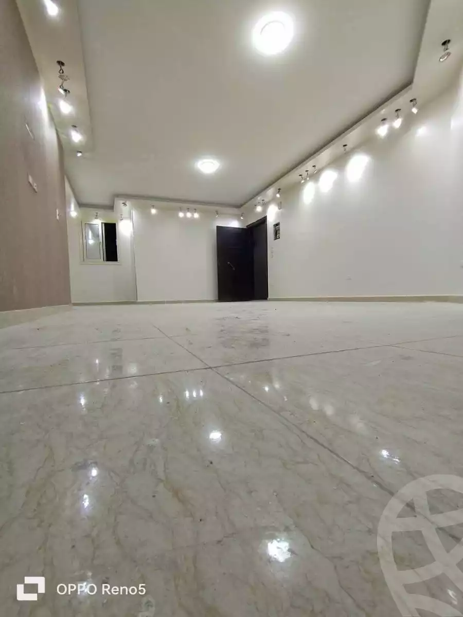 https://aqarmap.com.eg/ar/listing/6039835-for-sale-cairo-helwan-helwan-el-sharkeya-el-maraghi-st