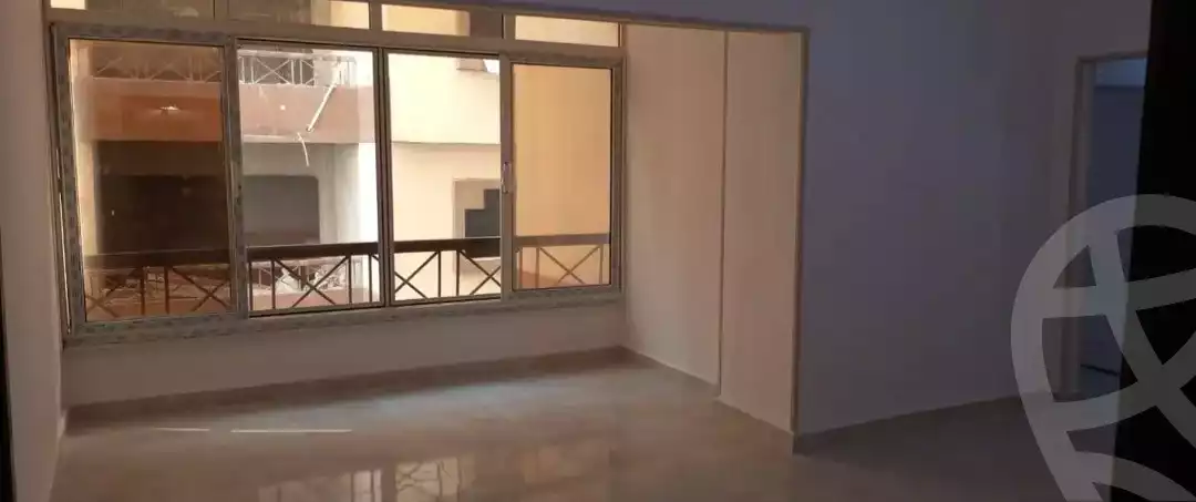 https://aqarmap.com.eg/en/listing/6040860-for-rent-cairo-mokattam-compounds-kmbwnd-jwldn-jyts