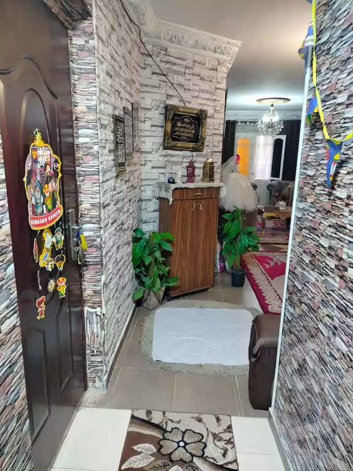 https://aqarmap.com.eg/en/listing/6041333-for-sale-alexandria-l-jmy-lbytsh-el-saleheen-mosque-st