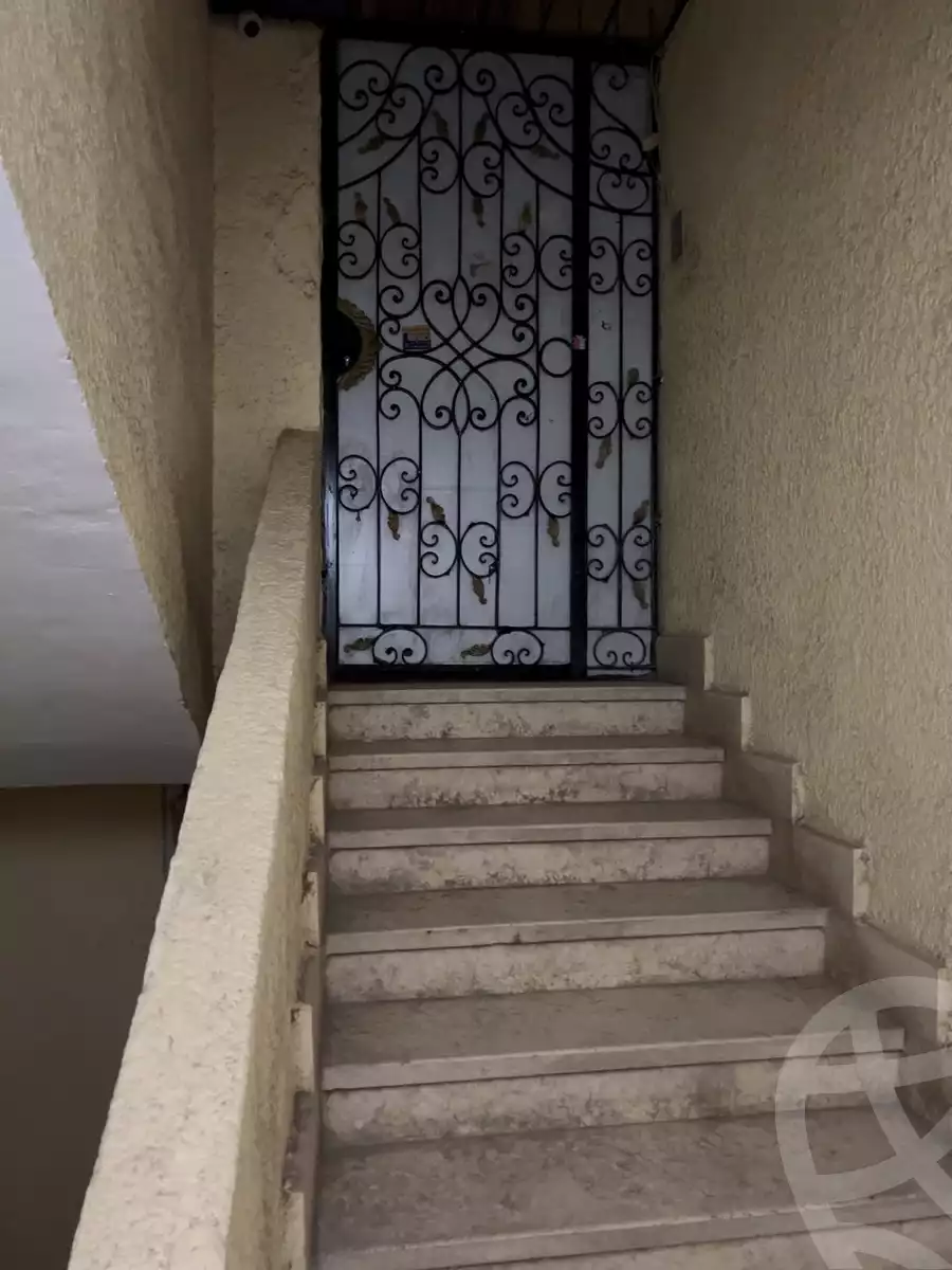 https://aqarmap.com.eg/en/listing/6044504-for-rent-cairo-6th-of-october-el-ahyaa-neighborhood-1st
