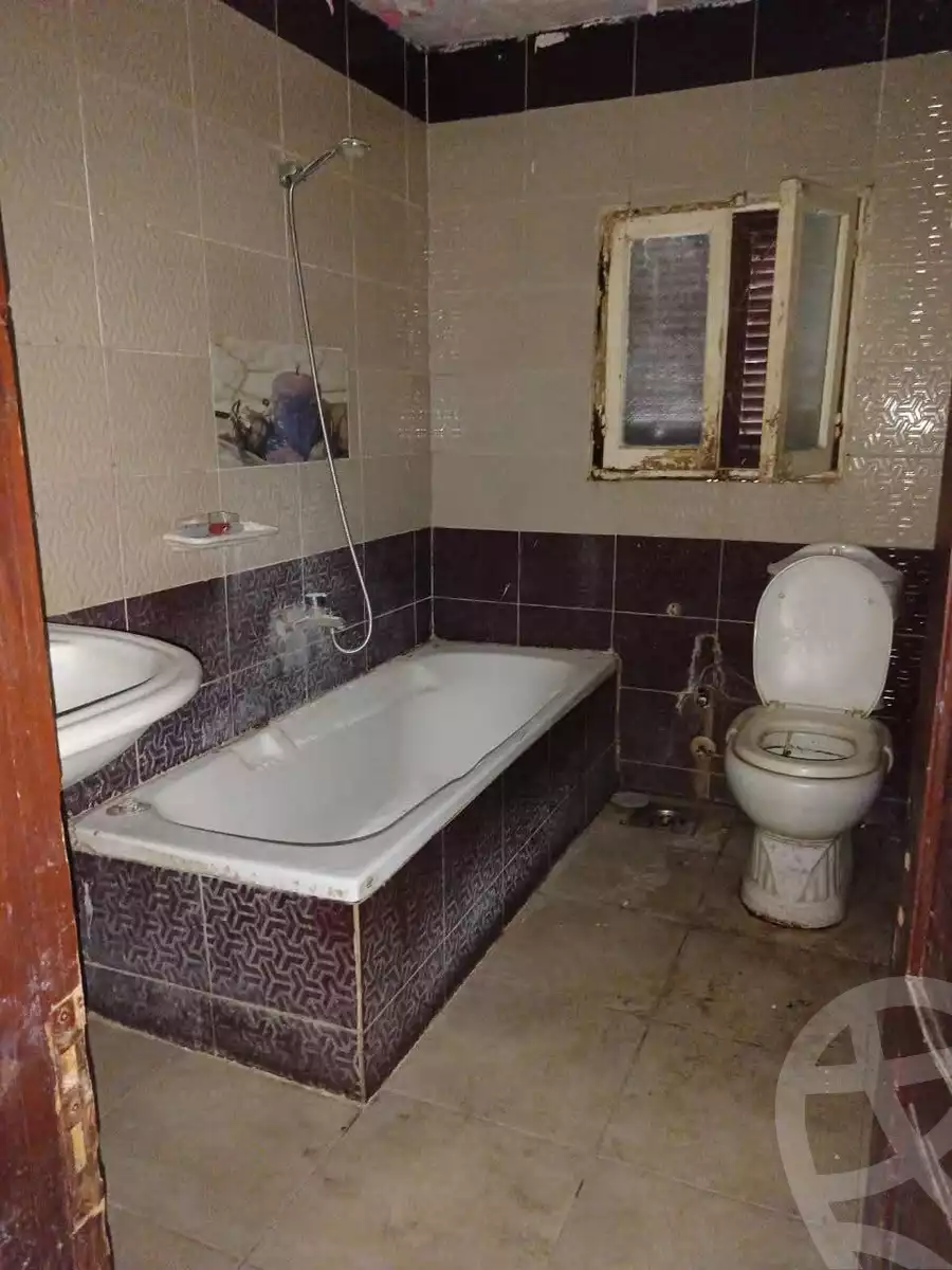 https://aqarmap.com.eg/en/listing/6044665-for-sale-alexandria-l-jmy-el-hanouvel-el-warsha-st