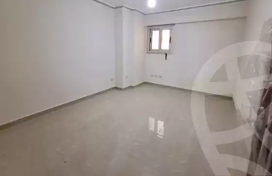 https://aqarmap.com.eg/ar/listing/6045120-for-sale-alexandria-camp-cesar-mamfeis-st