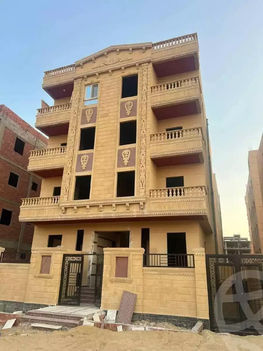https://aqarmap.com.eg/en/listing/6045794-for-sale-cairo-badr-city-hai-el-ashgar-featured-neighborhood-bait-el-watan-rd