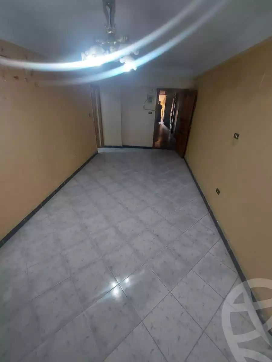 https://aqarmap.com.eg/en/listing/6045825-for-rent-cairo-helwan-helwan-el-sharkeya-heidar-st