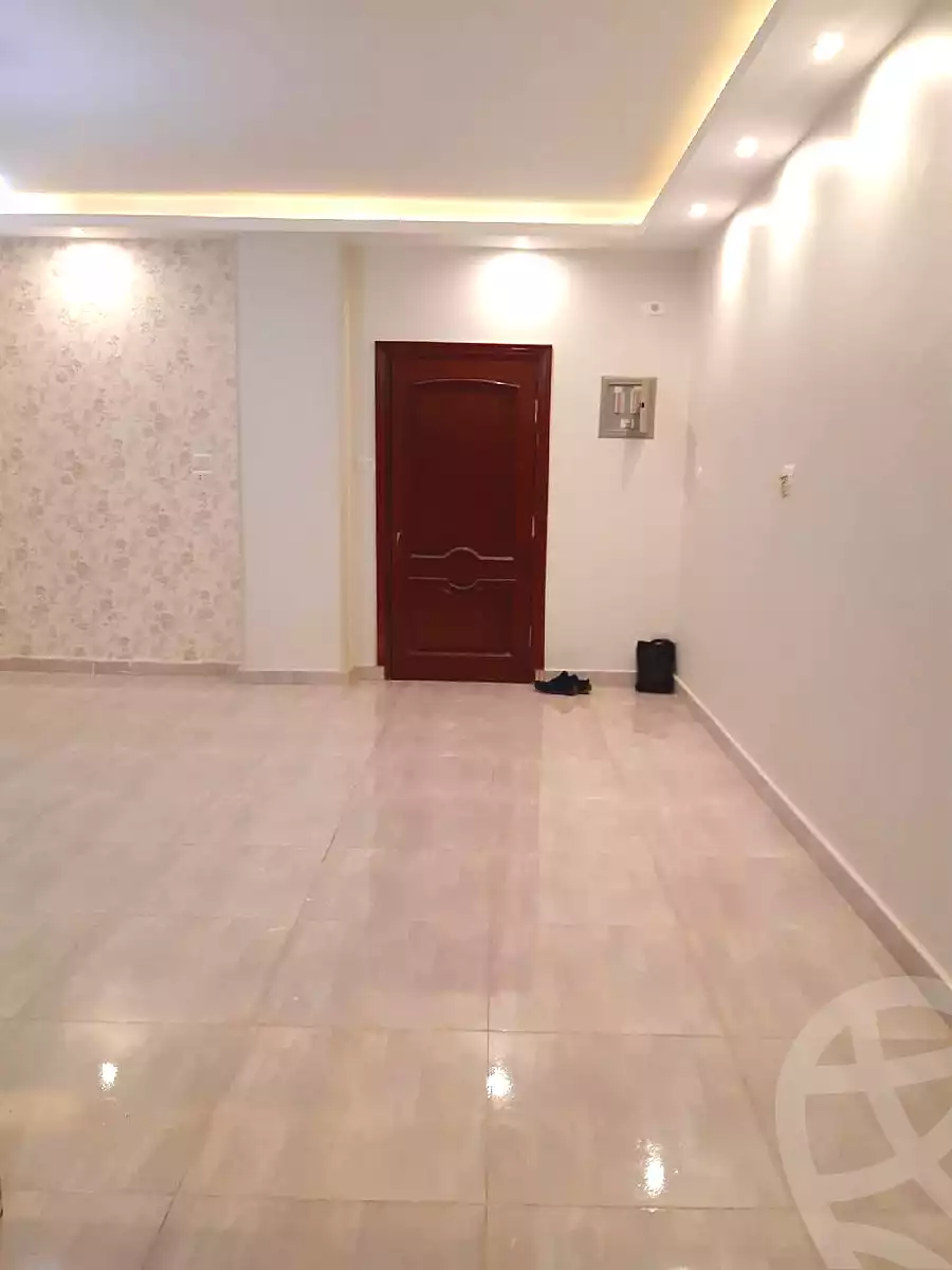 https://aqarmap.com.eg/en/listing/6045845-for-sale-cairo-15th-of-may-mjwr-24