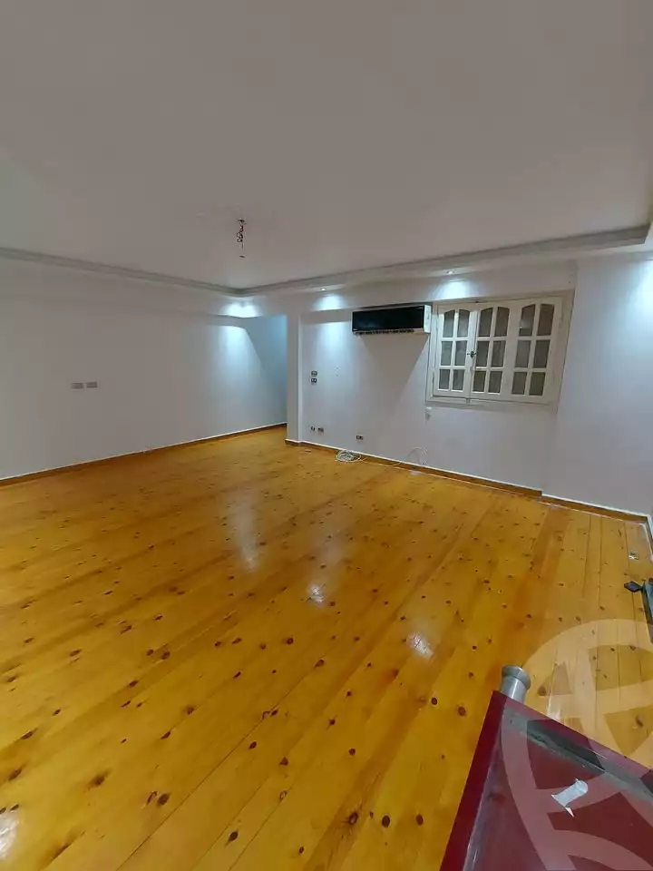 https://aqarmap.com.eg/ar/listing/6046424-for-rent-alexandria-ganaklis