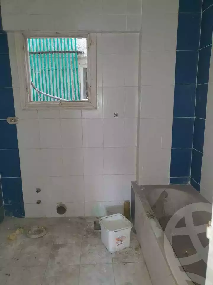 https://aqarmap.com.eg/ar/listing/6047044-for-sale-alexandria-miami-khld-bn-lwlyd