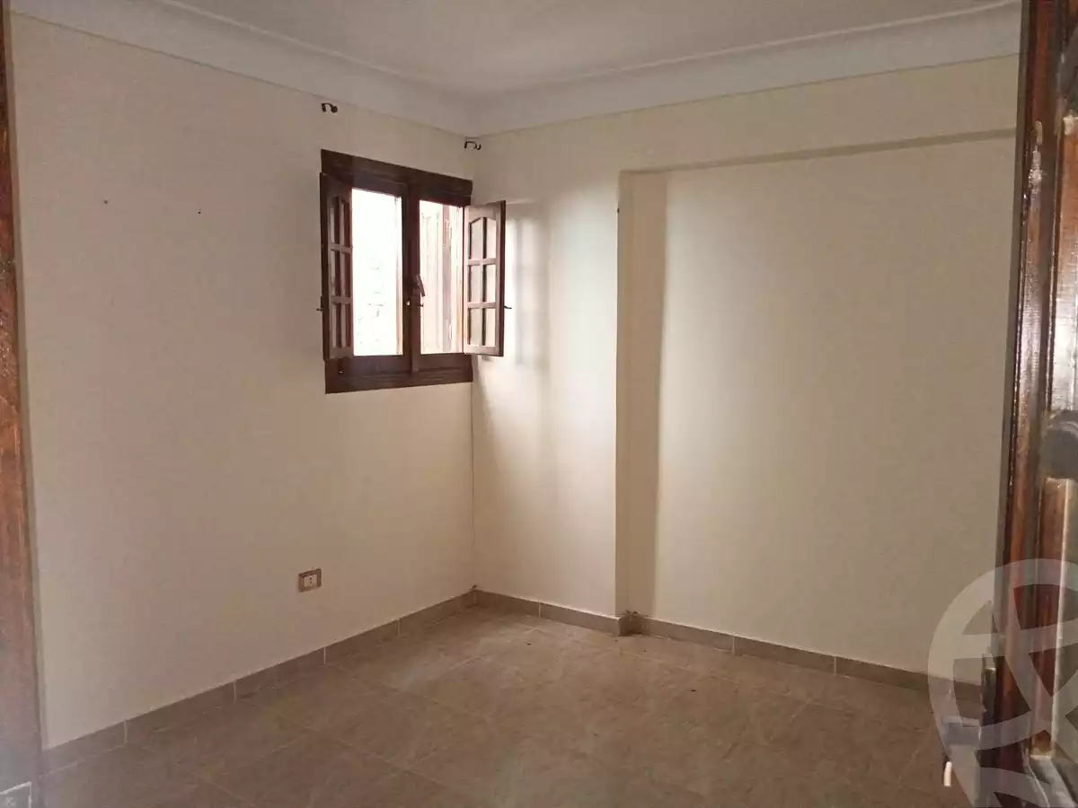 https://aqarmap.com.eg/ar/listing/6047903-for-sale-alexandria-l-jmy-lbytsh-ain-shams-st