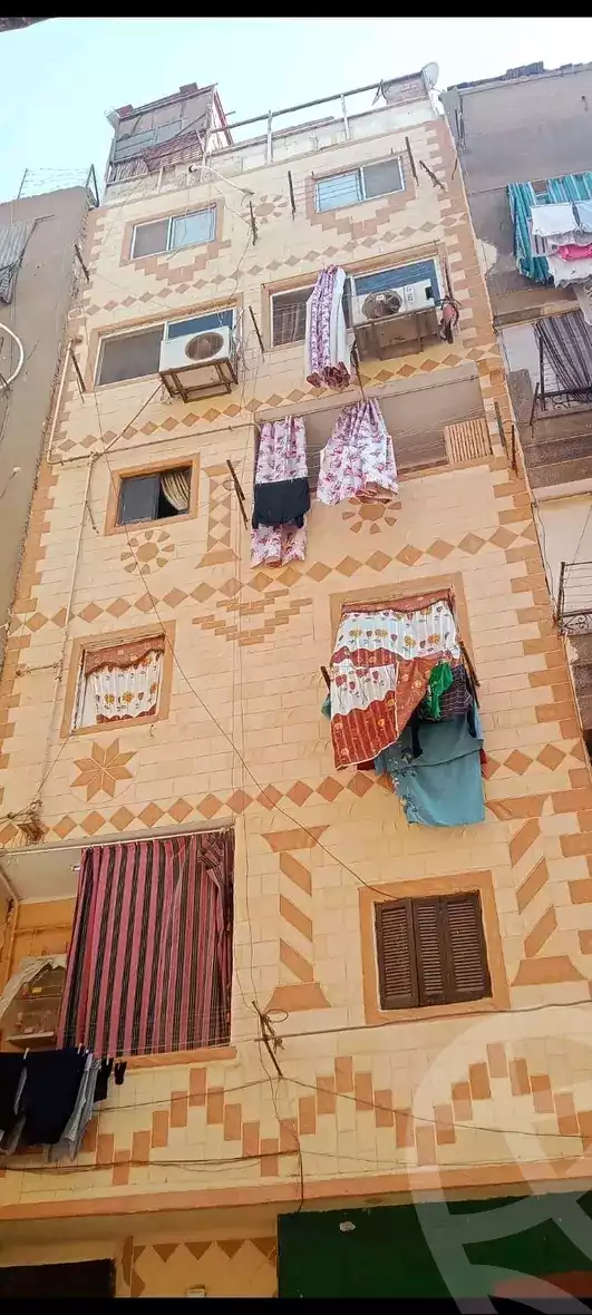 https://aqarmap.com.eg/en/listing/6048172-for-sale-cairo-el-amirya-abd-al-aziz-moseilahi-st