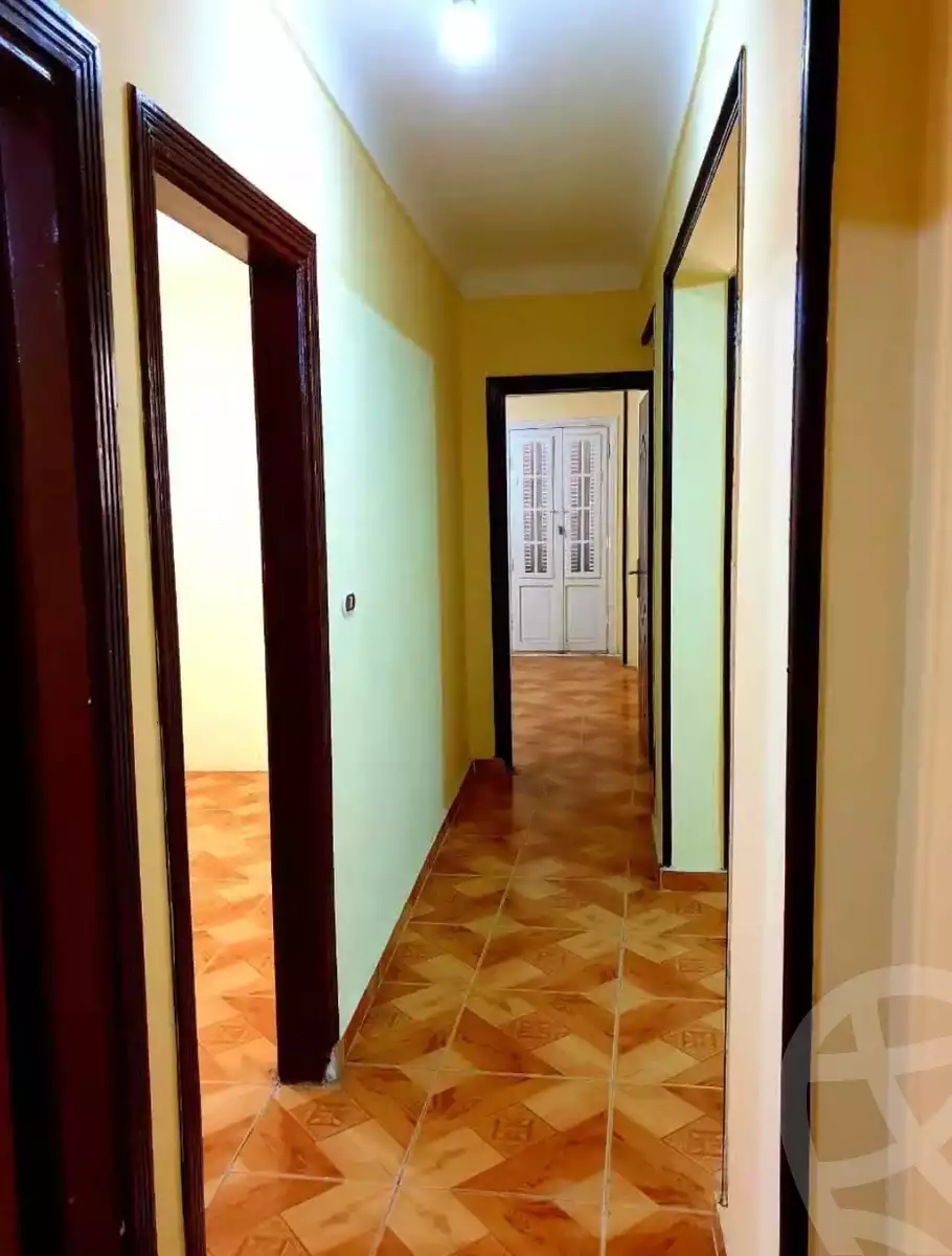 https://aqarmap.com.eg/ar/listing/6050370-for-rent-alexandria-mntq-fr-y-blskndry-el-awayed