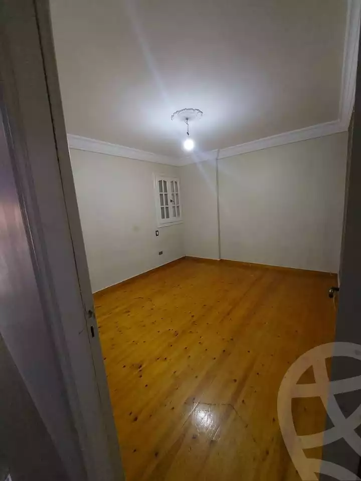 https://aqarmap.com.eg/ar/listing/6052388-for-rent-alexandria-ganaklis-el-arwam-church-st