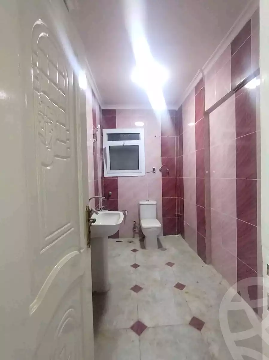 https://aqarmap.com.eg/en/listing/6054088-for-sale-alexandria-l-jmy-lbytsh-el-hanafeya-st