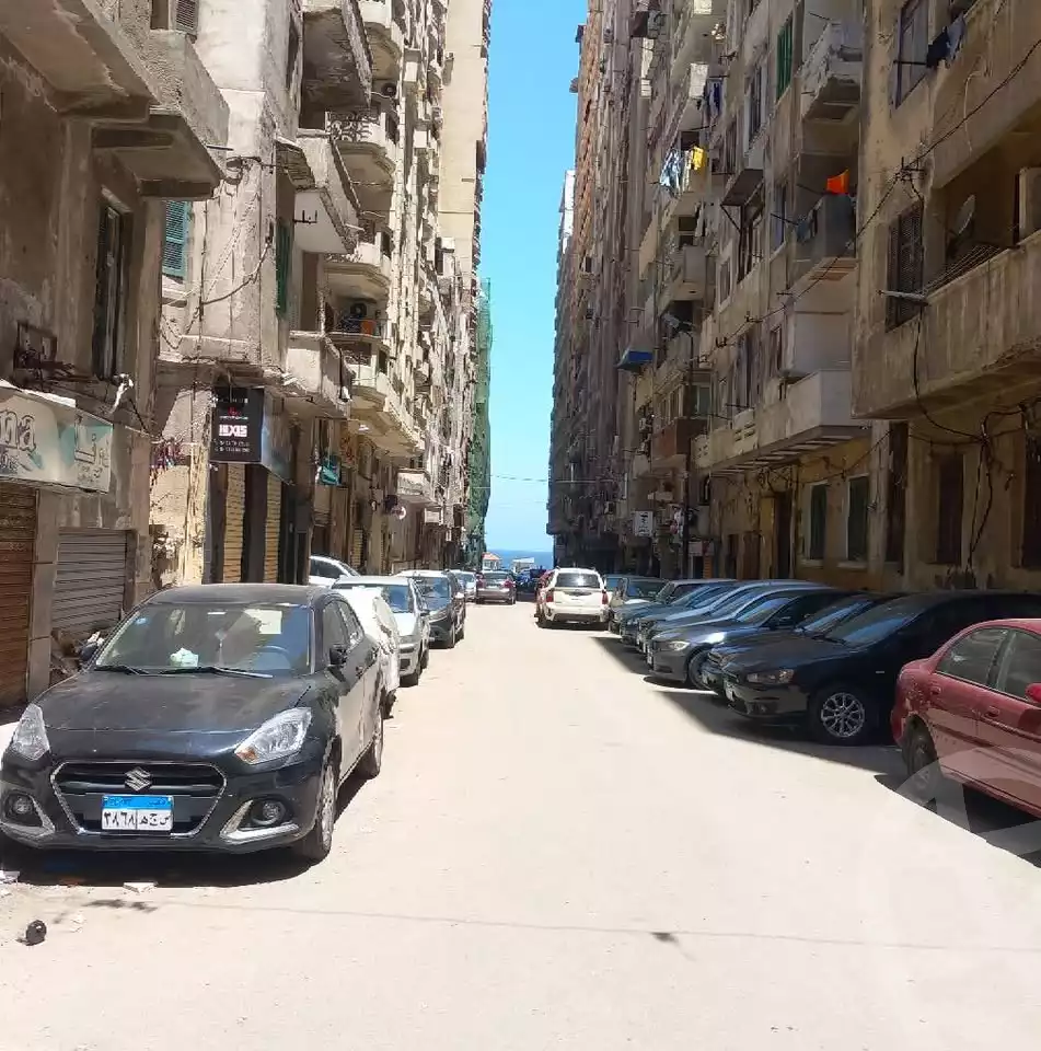 https://aqarmap.com.eg/ar/listing/6054095-for-sale-alexandria-cleopatra