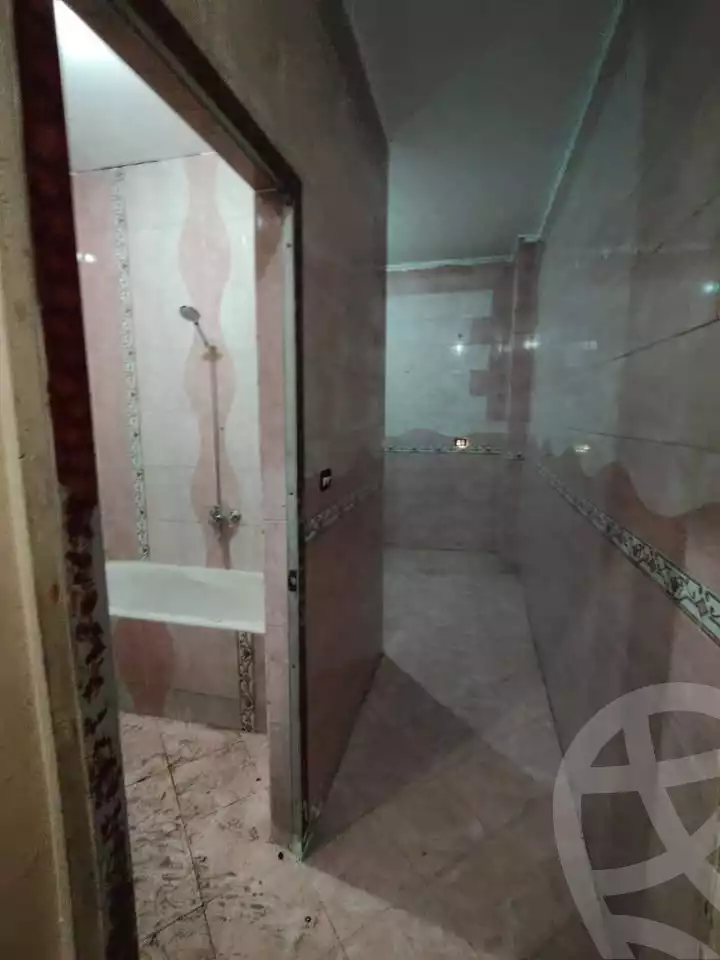 https://aqarmap.com.eg/en/listing/6054122-for-rent-qalyubia-shubra-el-khaima-om-bayoumi