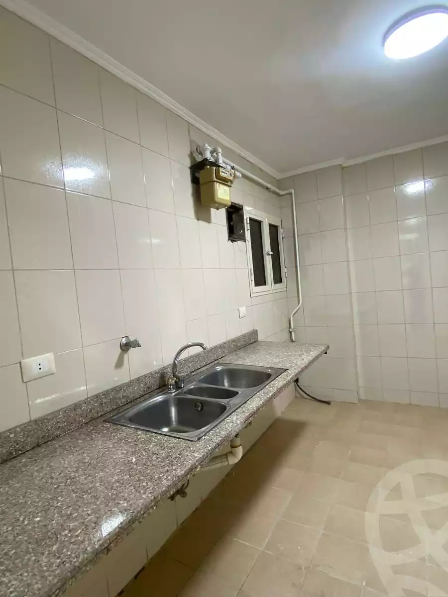 https://aqarmap.com.eg/en/listing/6054756-for-sale-cairo-helwan-mohamed-sayed-ahmed-st