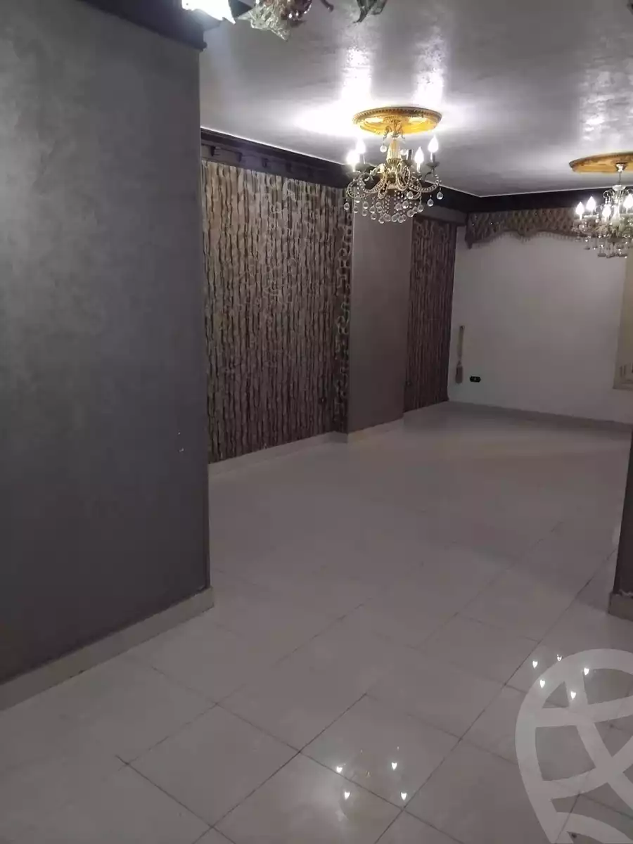 https://aqarmap.com.eg/ar/listing/6055395-for-sale-cairo-ain-shams-alf-maskn-ismail-el-fangari-st