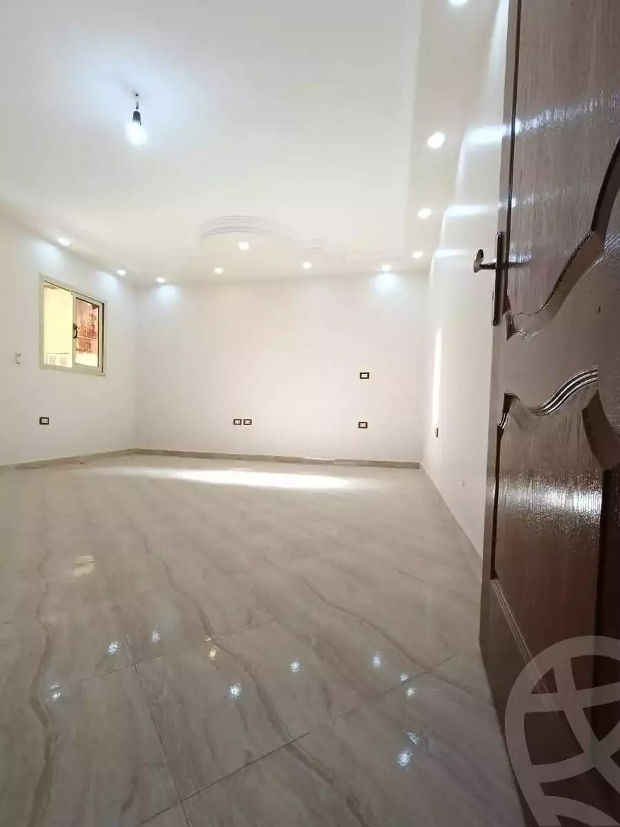 https://aqarmap.com.eg/en/listing/6055443-for-sale-cairo-helwan-helwan-el-sharkeya-ryad-pasha-st