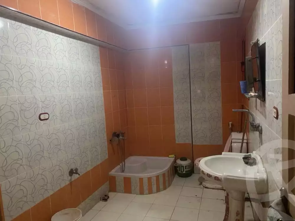 https://aqarmap.com.eg/ar/listing/6055526-for-sale-alexandria-bw-qyr-street-25