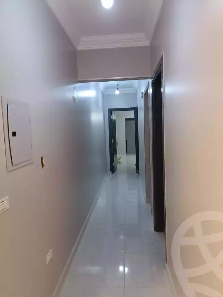 https://aqarmap.com.eg/en/listing/6055789-for-rent-cairo-mokattam-compounds-kmbwnd-rwyl-jrdnz