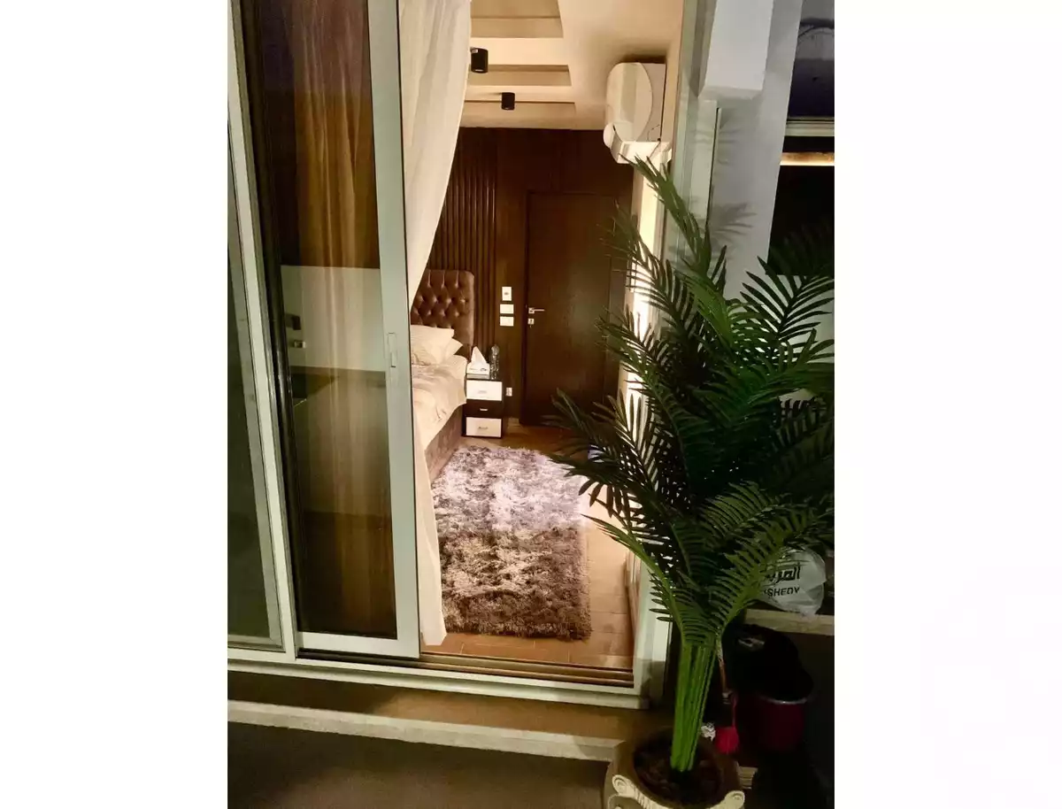 https://aqarmap.com.eg/en/listing/6056870-for-sale-cairo-6th-of-october-hadaeq-october-kmbwnd-fy-hdyq-ktwbr-kenz