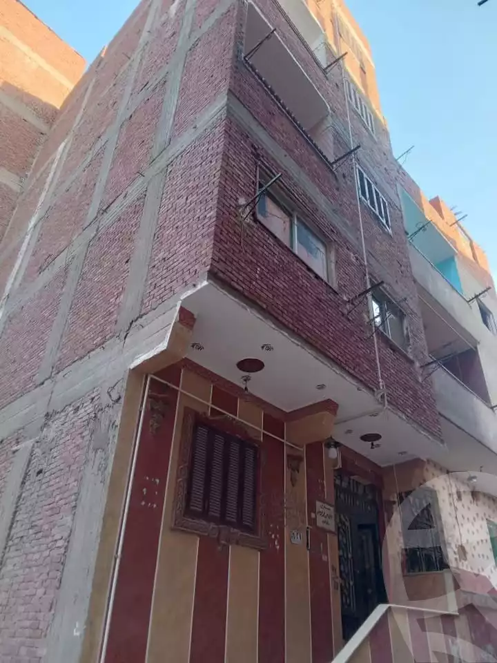 https://aqarmap.com.eg/en/listing/6057197-for-sale-qalyubia-el-khanka-arab-el-ayayda