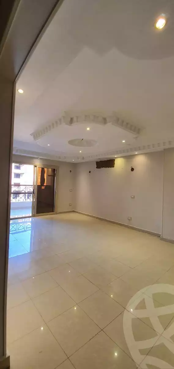 https://aqarmap.com.eg/en/listing/6057812-for-sale-cairo-mokattam-compounds-kmbwnd-jwldn-jyts