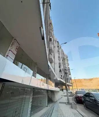 https://aqarmap.com.eg/en/listing/6058542-for-sale-cairo-mokattam-el-hadabah-el-wosta