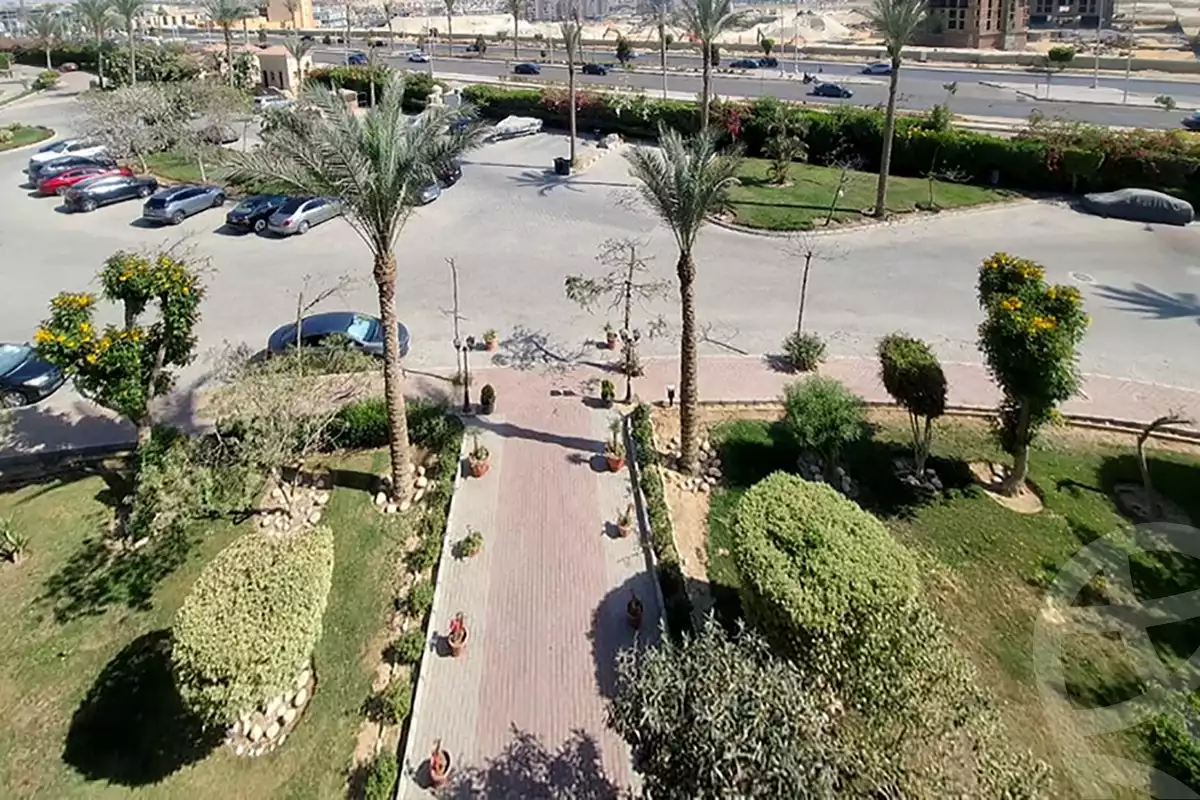 https://aqarmap.com.eg/ar/listing/6059732-for-sale-cairo-el-sheikh-zayed-city-compounds-zayed-2000