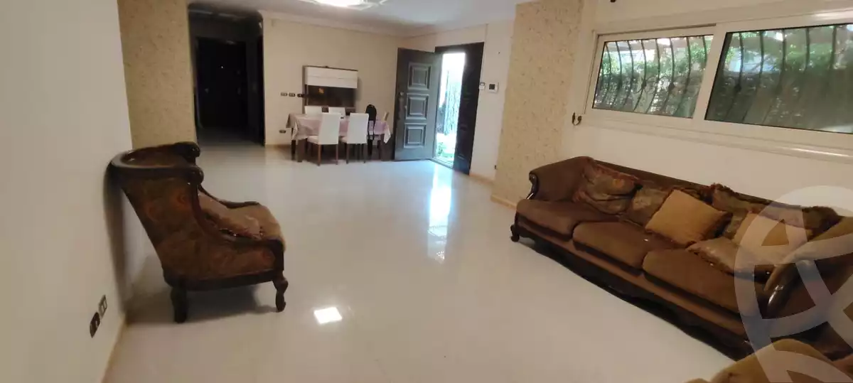 https://aqarmap.com.eg/en/listing/6059926-for-sale-cairo-el-sheikh-zayed-city-shr-lbstn