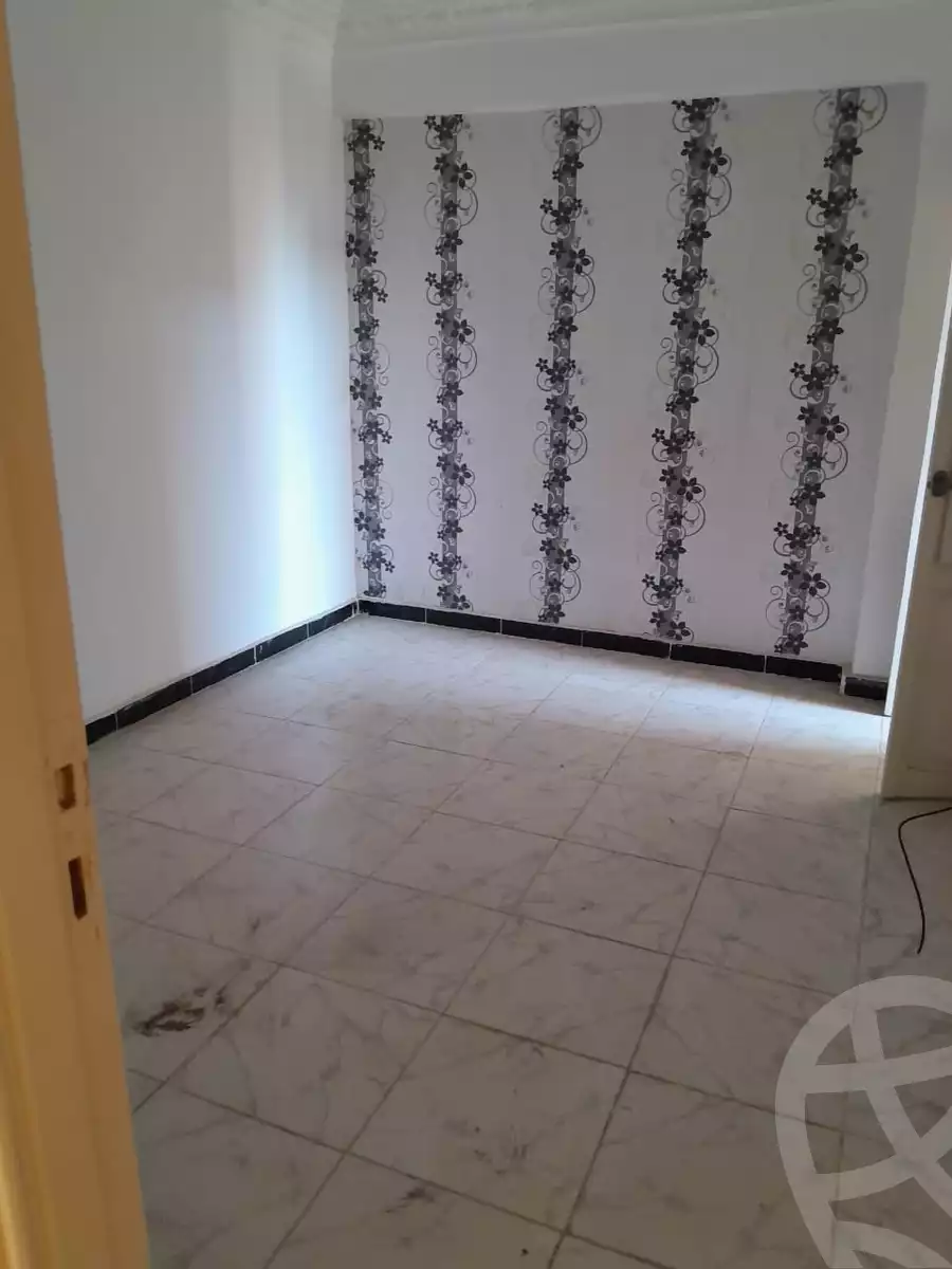 https://aqarmap.com.eg/en/listing/6060880-for-sale-alexandria-l-jmy-lbytsh-street-8