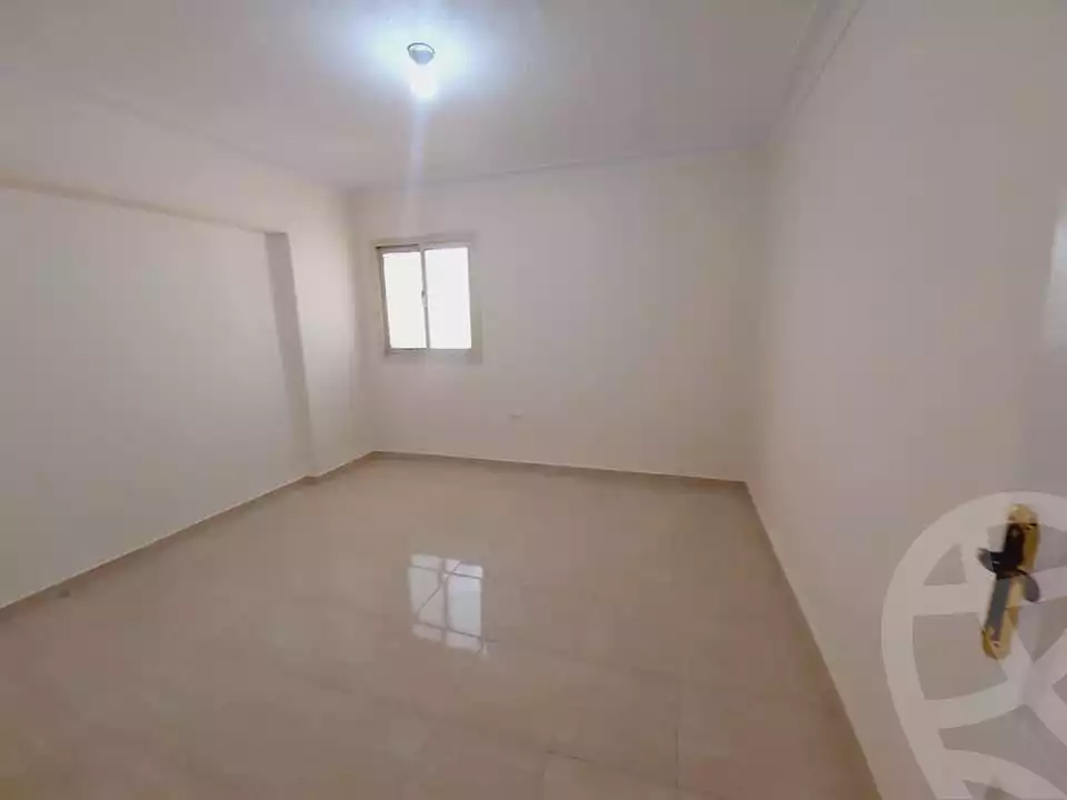 https://aqarmap.com.eg/ar/listing/6061475-for-sale-dakahlia-mansoura-el-mansoura-city-ahmed-maher-st