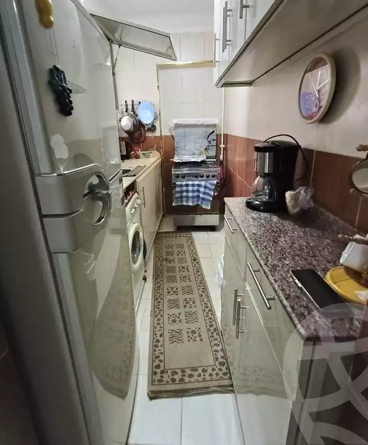 https://aqarmap.com.eg/en/listing/6061797-for-sale-alexandria-bakoos-cinema-layla-st