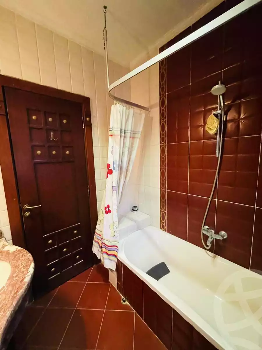 https://aqarmap.com.eg/en/listing/6062039-for-sale-cairo-el-sheikh-zayed-city-compounds