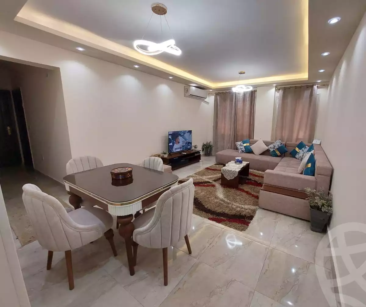 https://aqarmap.com.eg/en/listing/6062624-for-sale-cairo-el-sheikh-zayed-city-compounds-jn-1