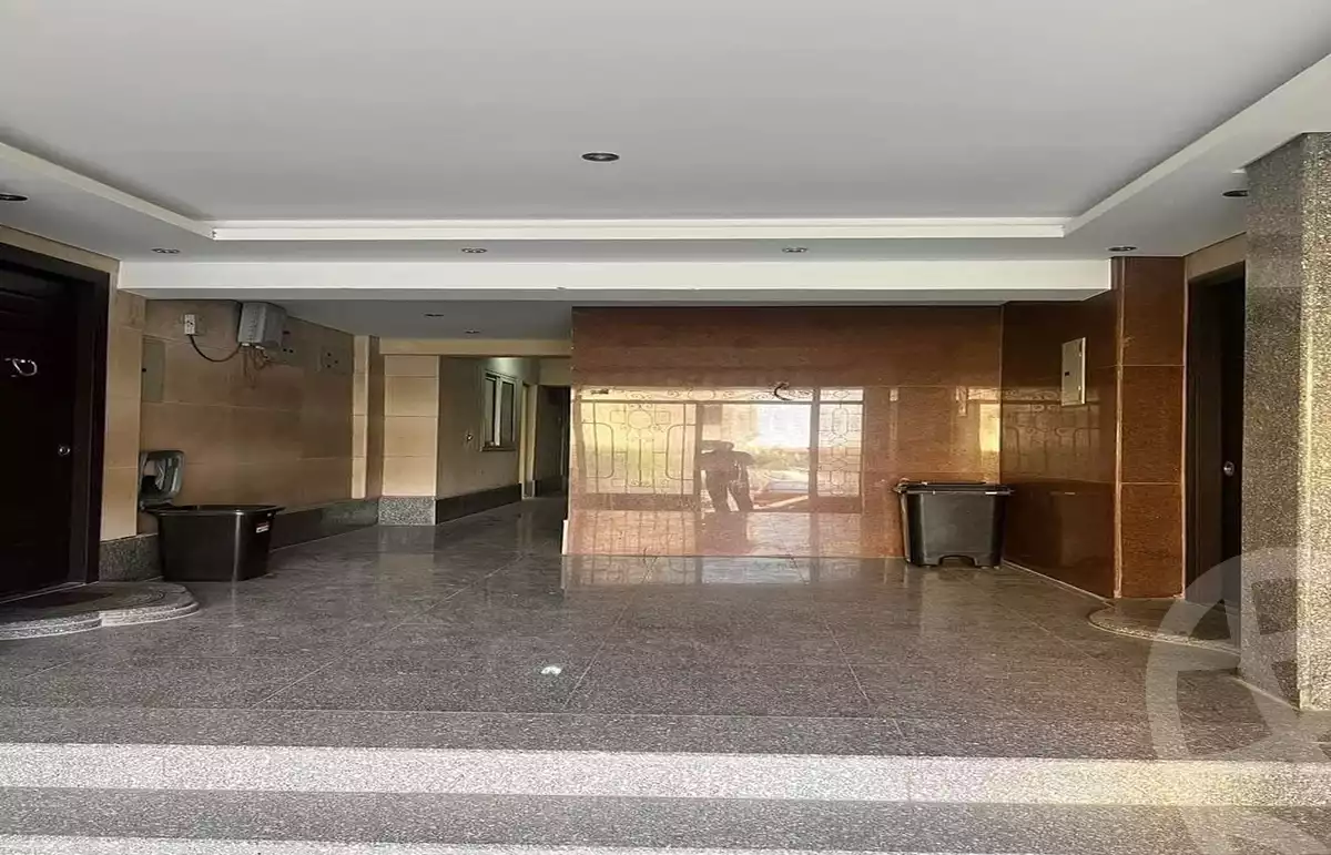 https://aqarmap.com.eg/en/listing/6063102-for-sale-cairo-new-cairo-compounds-el-ashrafia