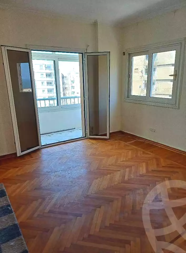 https://aqarmap.com.eg/en/listing/6063413-for-sale-alexandria-sydy-bshr-sydy-bshr-bhry