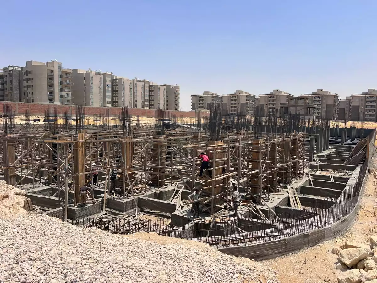 https://aqarmap.com.eg/ar/listing/6063811-for-sale-cairo-new-cairo-compounds-valencia-valley-compound-ncb