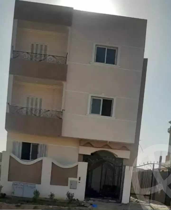 https://aqarmap.com.eg/en/listing/6064717-for-sale-sharqia-10th-of-ramadan-al-hay-al-thamen-wa-eshroon